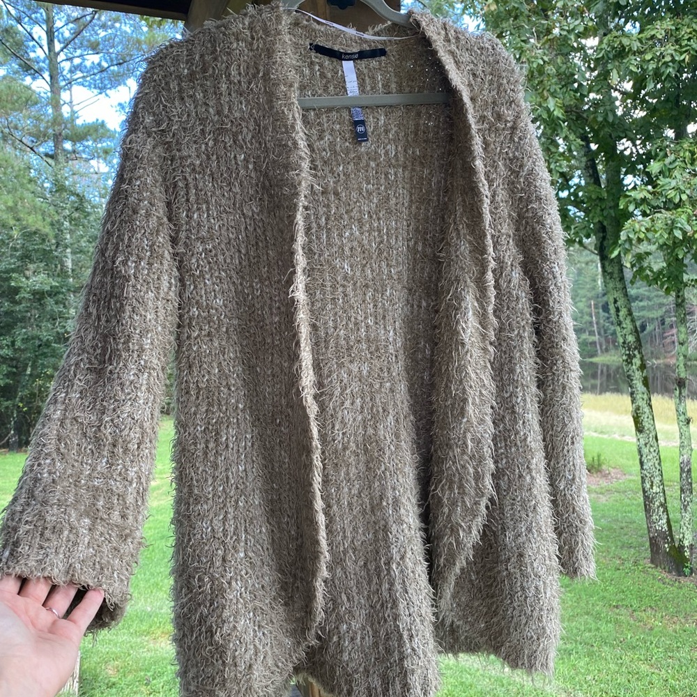 Gorgeous Women’s Kensie Eyelash Cardigan (NWOT)